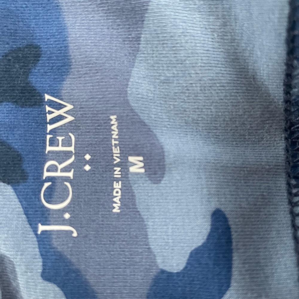 New with tags, J.Crew, crop athletic camo leggings, size medium - Picture 10 of 11